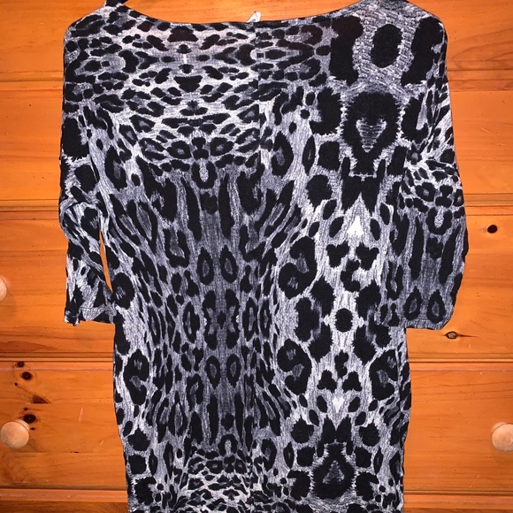 🔥 3/$20 Leopard Print Bodycon Dress - Picture 2 of 6